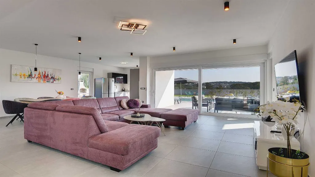 Pula 4-Bedroom Villa with Private Pool & Kids Play