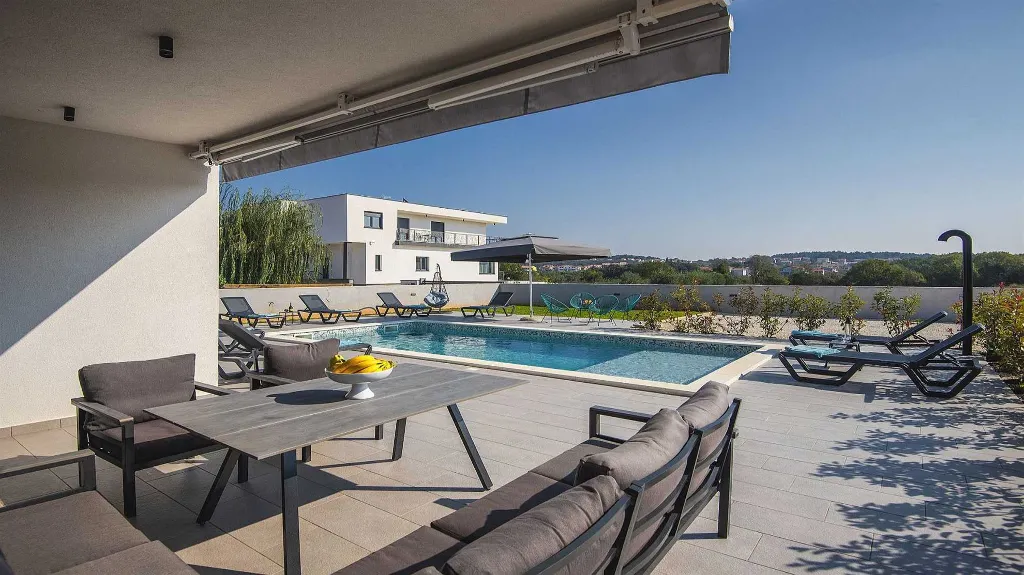 Pula 4-Bedroom Villa with Private Pool & Kids Play