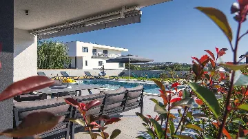 Pula 4-Bedroom Villa with Private Pool & Kids Play
