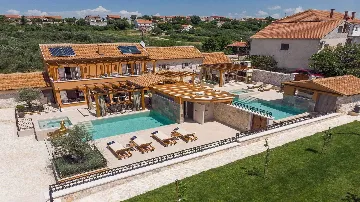 3-Bedroom Villa for 6 Guests in Skradin