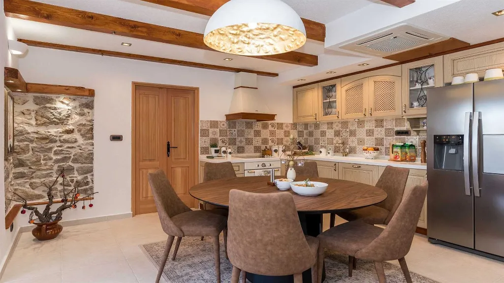 3-Bedroom Villa for 6 Guests in Skradin