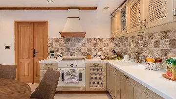 3-Bedroom Villa for 6 Guests in Skradin