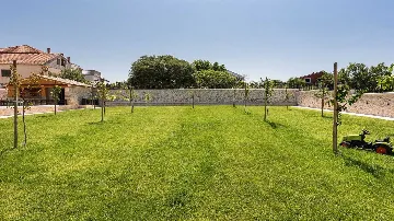 3-Bedroom Villa for 6 Guests in Skradin