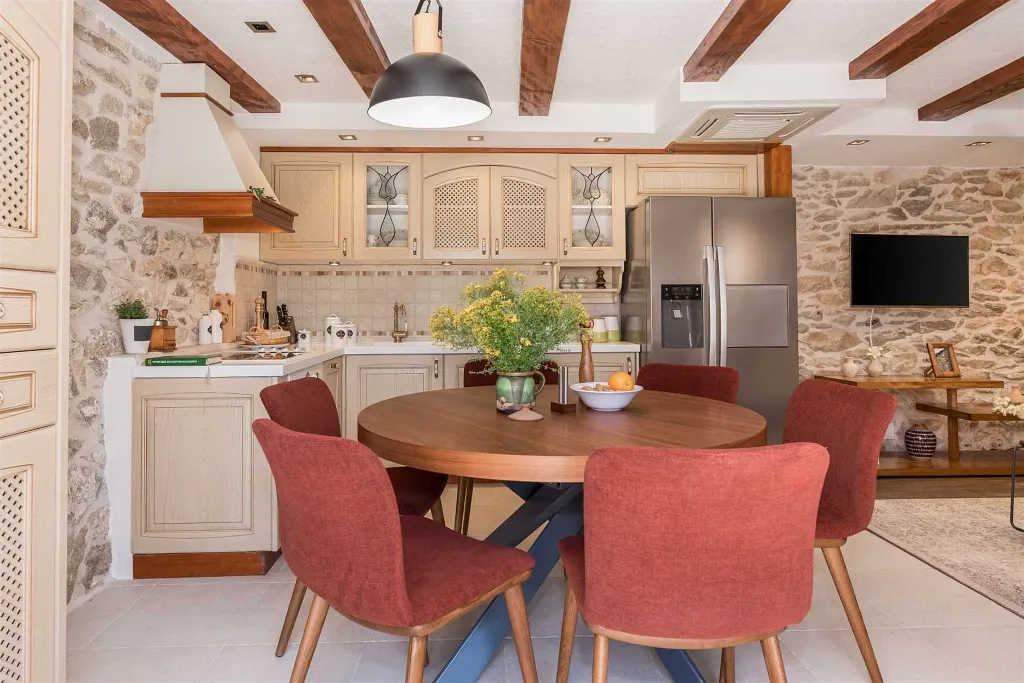 Stone Villa with Pool for 4 in Skradin