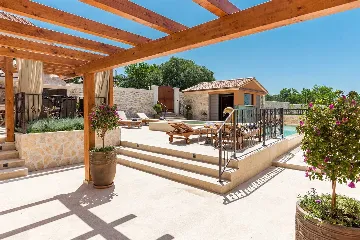 Stone Villa with Pool for 4 in Skradin