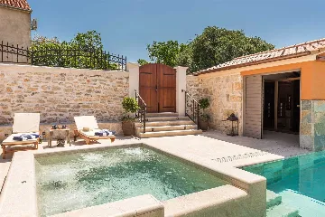 Stone Villa with Pool for 4 in Skradin