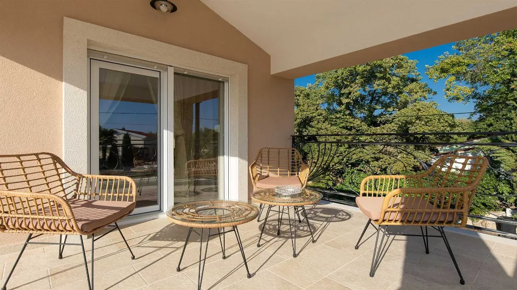 Poolside Villa in Pinezići for up to 10 Guests