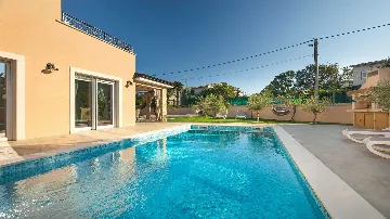 Poolside Villa in Pinezići for up to 10 Guests