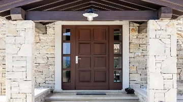 4-Bedroom Villa with Heated Pool in Hrboki