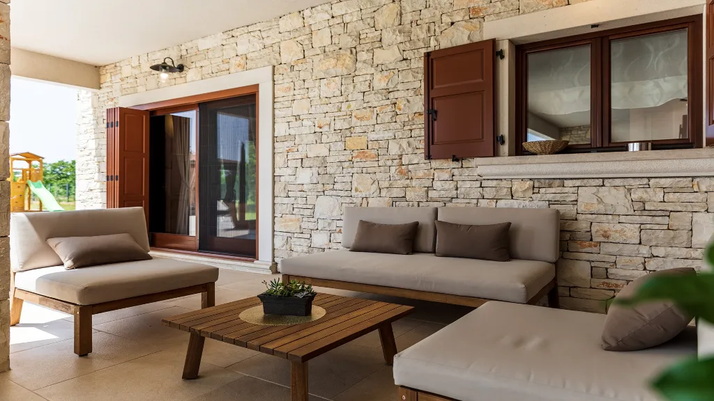 4-Bedroom Villa with Heated Pool in Hrboki
