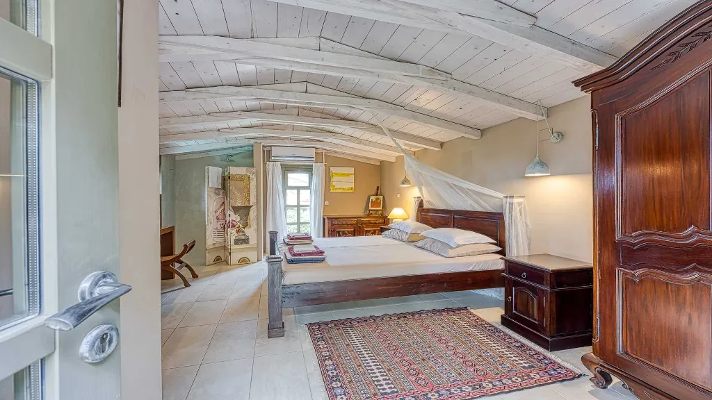 Stone Villa with Sea Views in Malinska