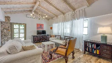 Stone Villa with Sea Views in Malinska