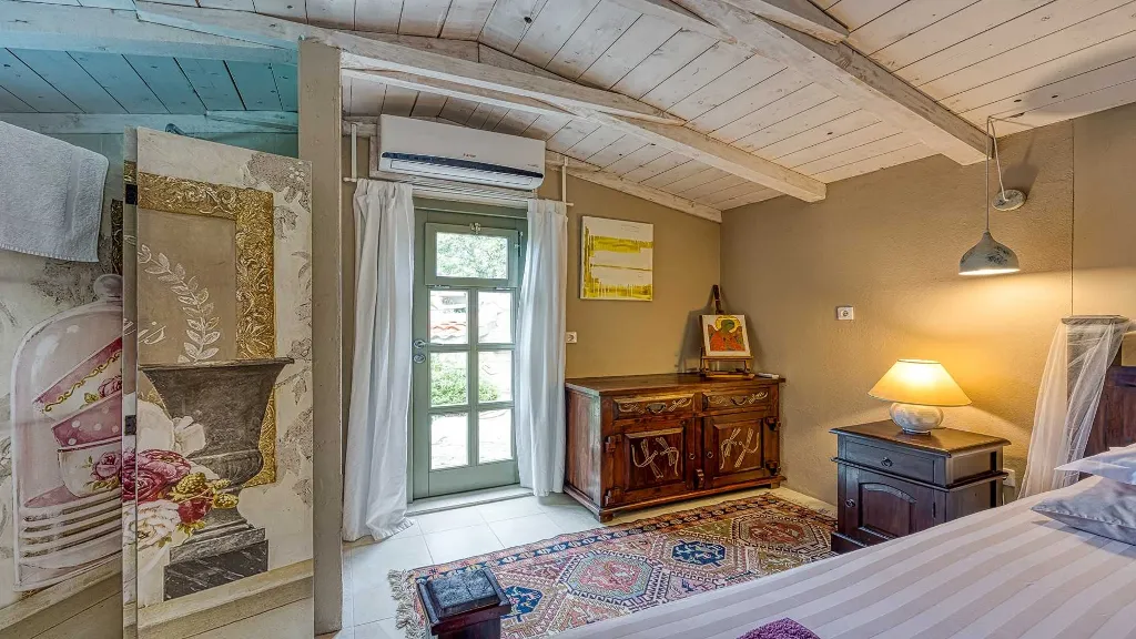 Stone Villa with Sea Views in Malinska