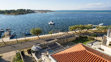 Nin Villa with Pool and Terrace Views