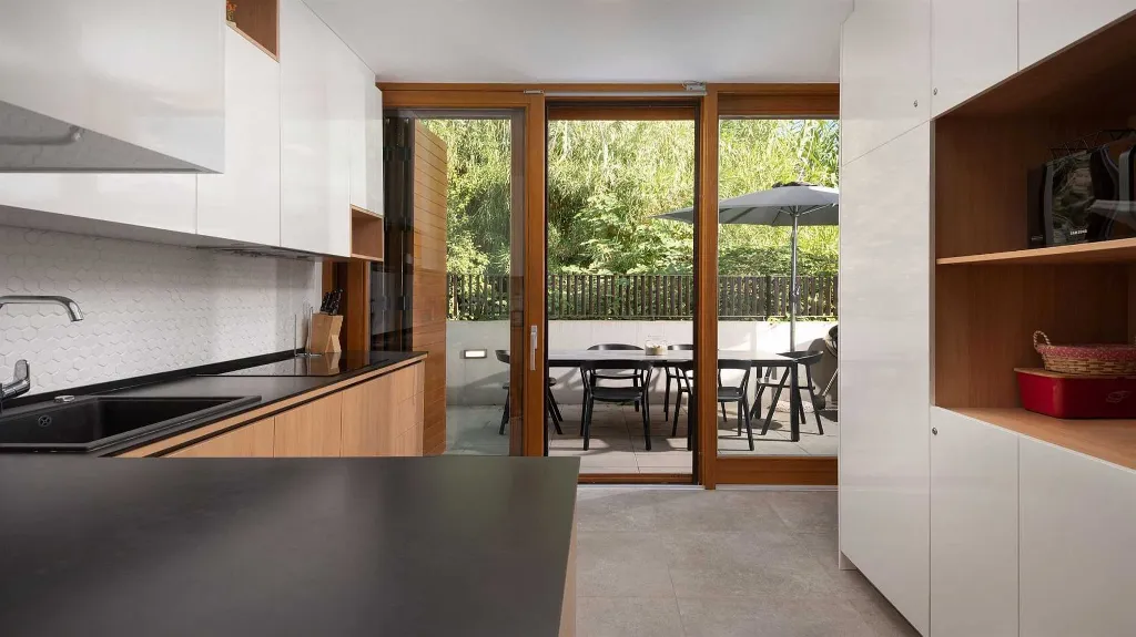 Nin Villa with Pool and Terrace Views