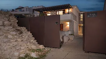 Nin Villa with Pool and Terrace Views