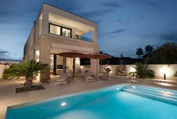 Beachfront Villa with Pool in Petrčane