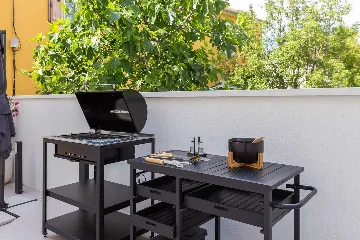 Beachfront Villa with Pool in Petrčane