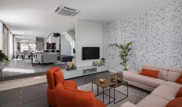 Beachfront Villa with Pool in Petrčane