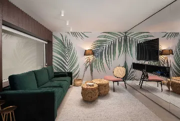 Villa with Pool in Petrčane for 8