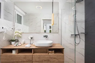 Villa with Pool in Petrčane for 8