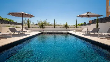 Villa with Pool in Petrčane for 8