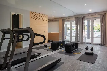 Villa with Pool in Petrčane for 8