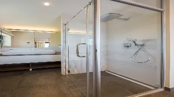 4-Bedroom Villa in Okrug Gornji, Croatia