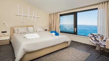 4-Bedroom Villa in Okrug Gornji, Croatia