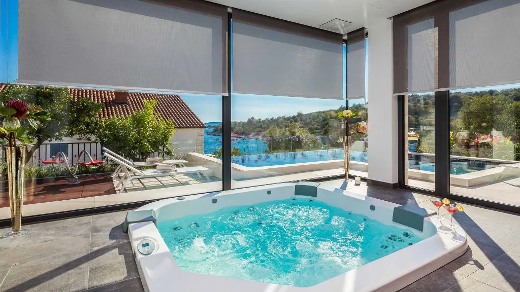 4-Bedroom Villa in Okrug Gornji, Croatia