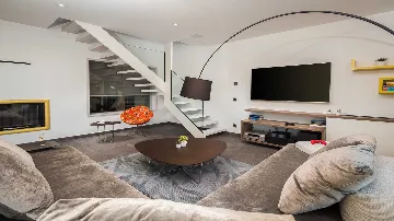 4-Bedroom Villa in Okrug Gornji, Croatia