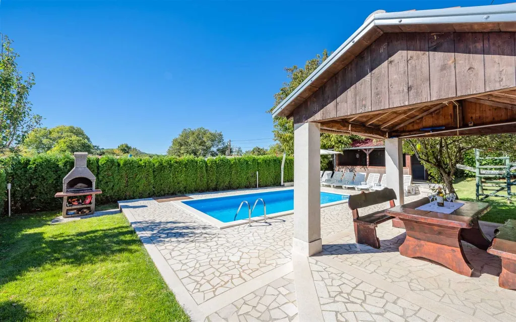 Terrace Retreat Villa Pazin