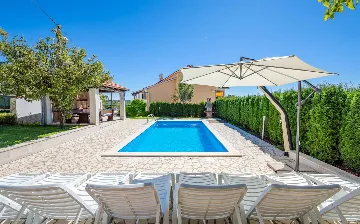 Terrace Retreat Villa Pazin