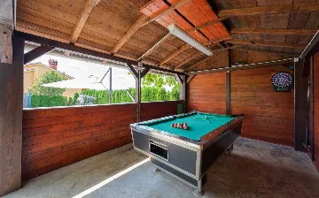 Terrace Retreat Villa Pazin