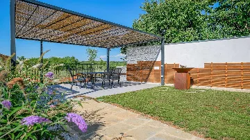 Renovated Istrian Villa for 6 in Višnjan