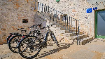 Renovated Istrian Villa for 6 in Višnjan