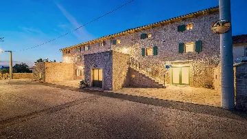 Renovated Istrian Villa for 6 in Višnjan