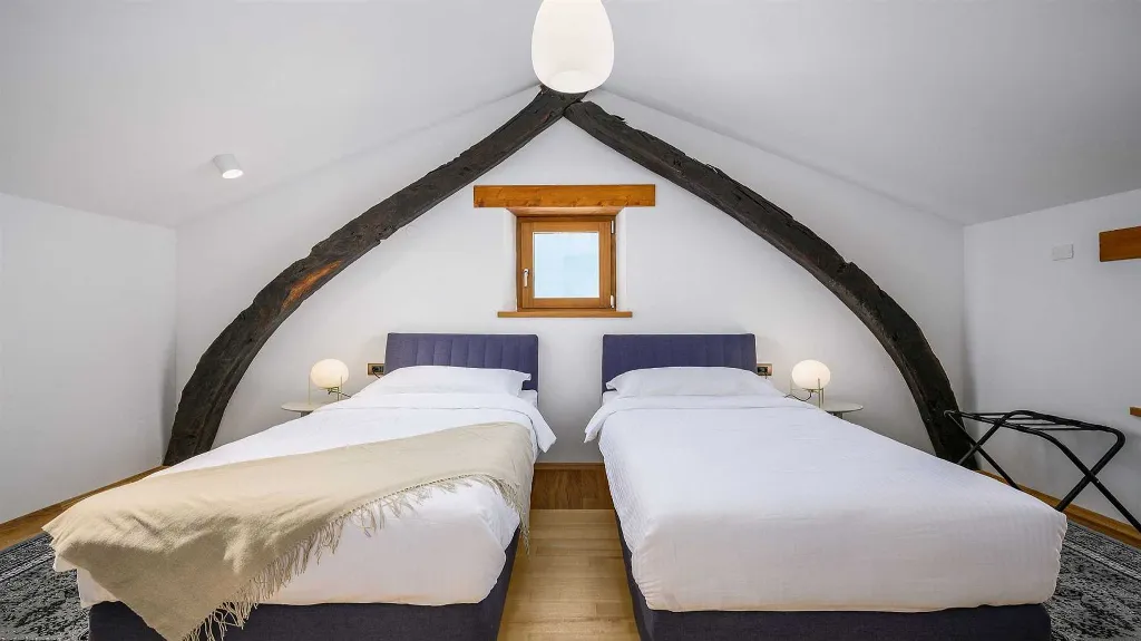 Renovated Villa in Višnjan for 8 Guests