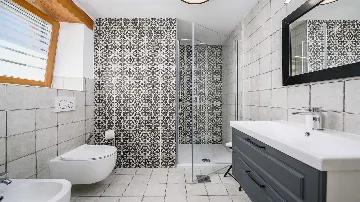 Renovated Villa in Višnjan for 8 Guests