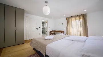 Renovated Villa in Višnjan for 8 Guests