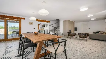 Renovated Villa in Višnjan for 8 Guests