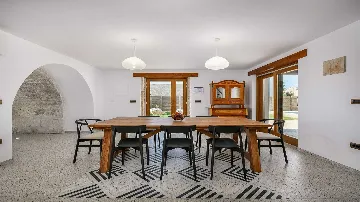Renovated Villa in Višnjan for 8 Guests
