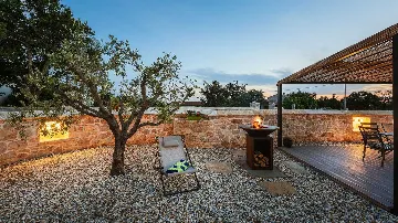 Villa with Heated Pool in Višnjan