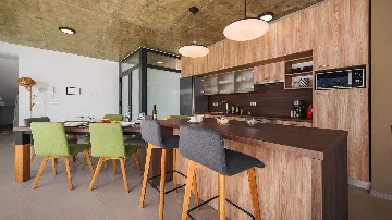 Villa with Heated Pool in Višnjan