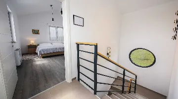 Villa with Heated Pool in Višnjan