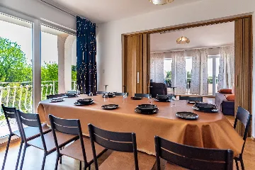 Pula Villa for Up to 12 Guests, Private Pool