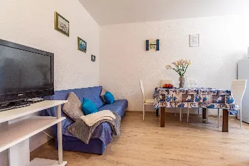 Pula Villa for Up to 12 Guests, Private Pool