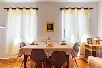 Pula Villa for Up to 12 Guests, Private Pool