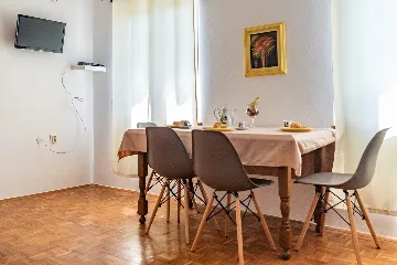 Pula Villa for Up to 12 Guests, Private Pool