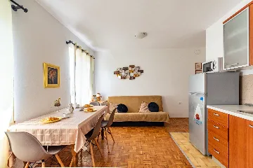 Pula Villa for Up to 12 Guests, Private Pool